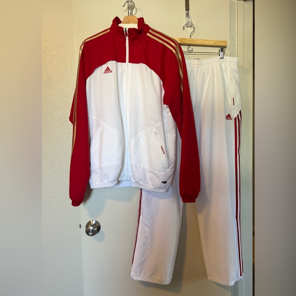 Adidas Clima365 vintage predator track suit, fully lined, zippered pockets,